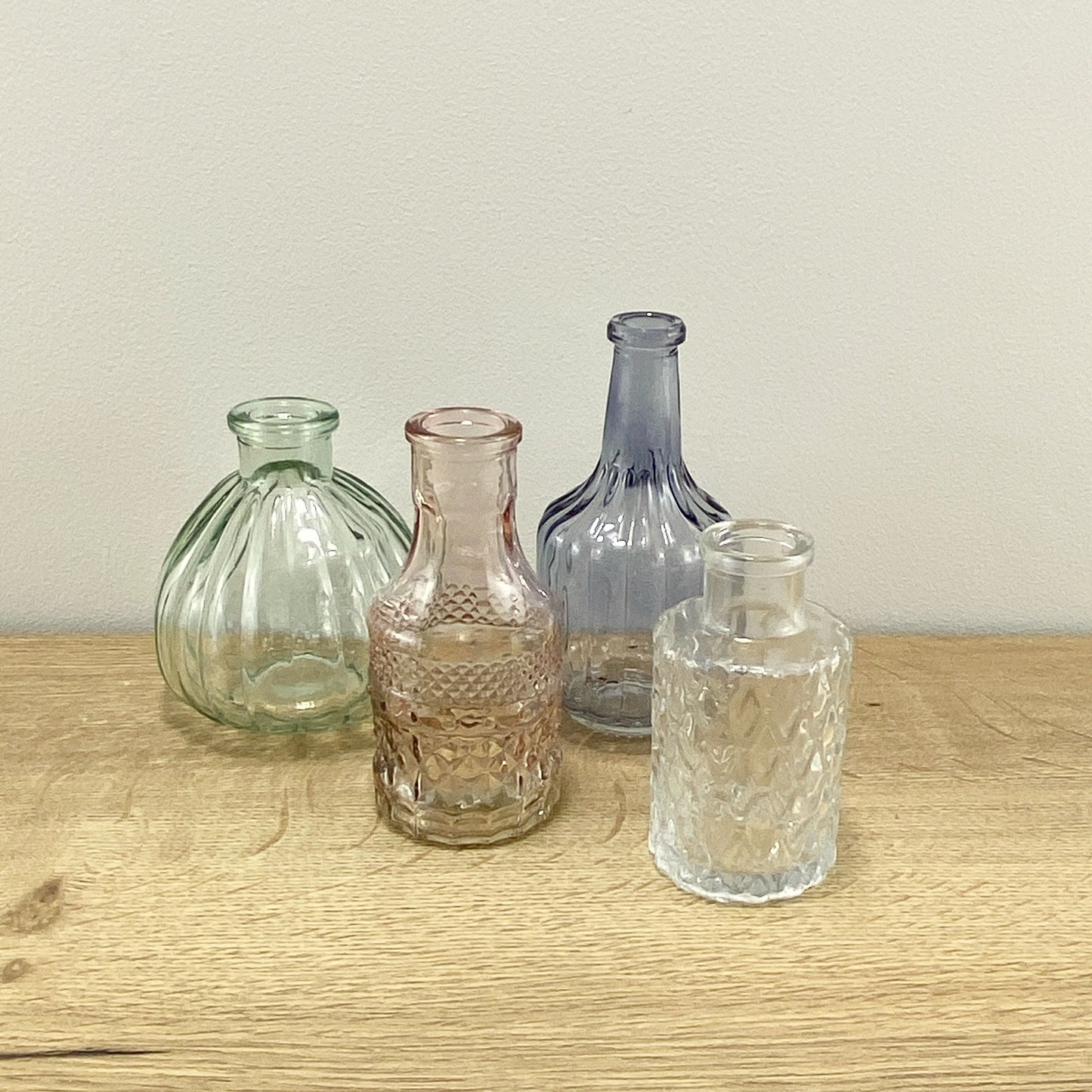 Box/4 Posy Glass Vases in Pastel Colours