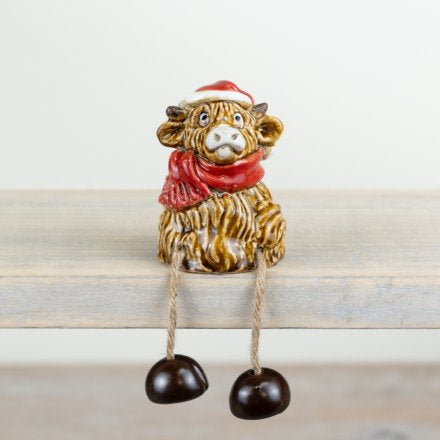 CHRISTMAS HIGHLAND COW SITTER, 8CM