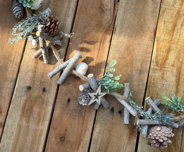 Rustic White Berry Rope Garland - 1.6m