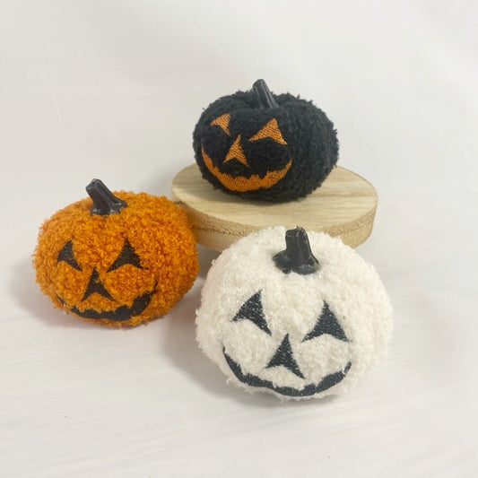 Sherpa Jack O’Lantern Pumpkin Decoration – Orange, White & Black (8cm)